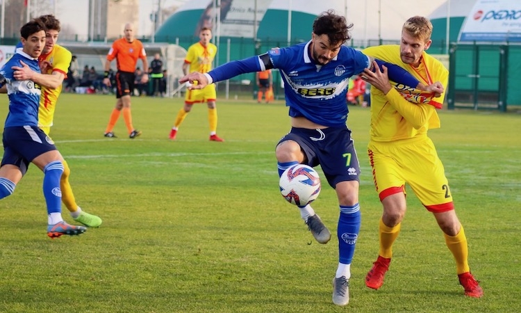 Ultimo turno di Serie D: apre sabato Flaminia-Latte Dolce, tutte le altre partite si giocano domenica 5 maggio