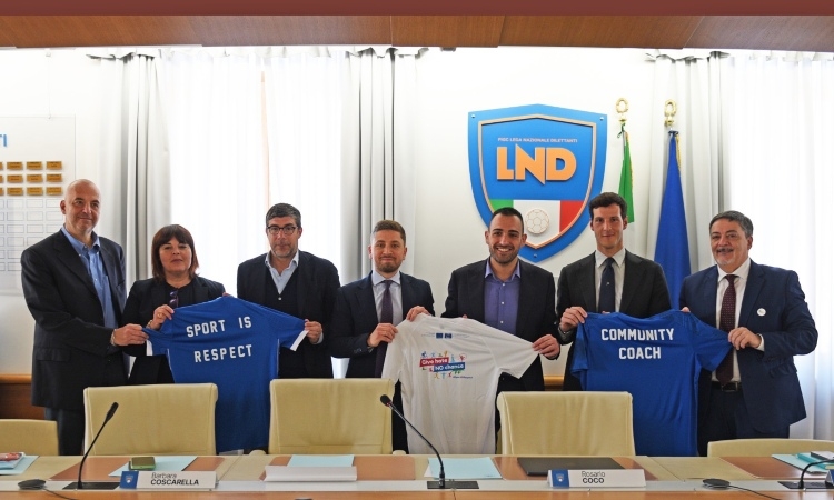 Una squadra non lascia indietro nessuno: LND lancia “Training of Trainers – Community Coach”