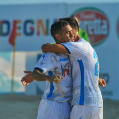 Day 2 - Napoli vs Viareggio